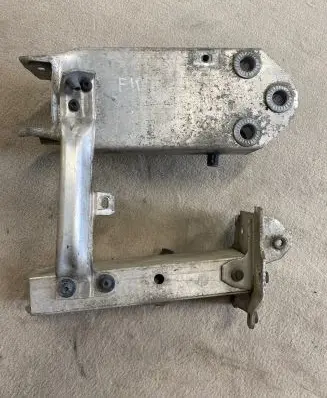 BMW 5 F10 F11 Bottom radiator support slam panel 13232810 7158874 5111MU