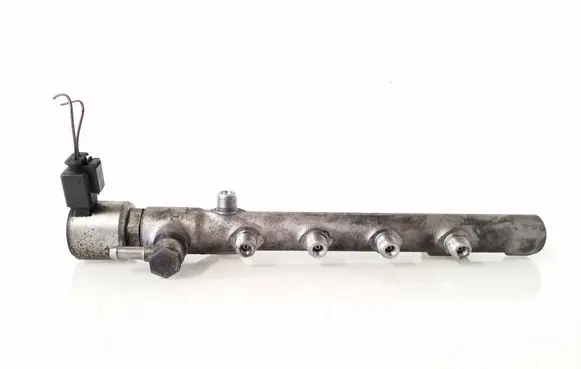 Mercedes-Benz B W246 W242 Fuel main line pipe A6510700495 R9144Z240A