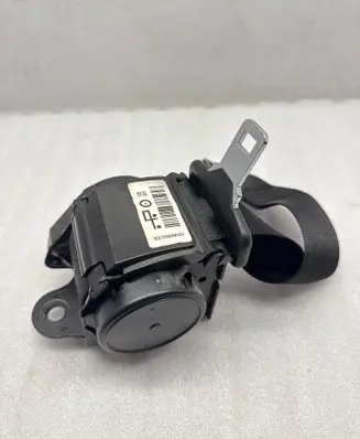 BMW 4 F36 Gran coupe Rear seatbelt S3725939101