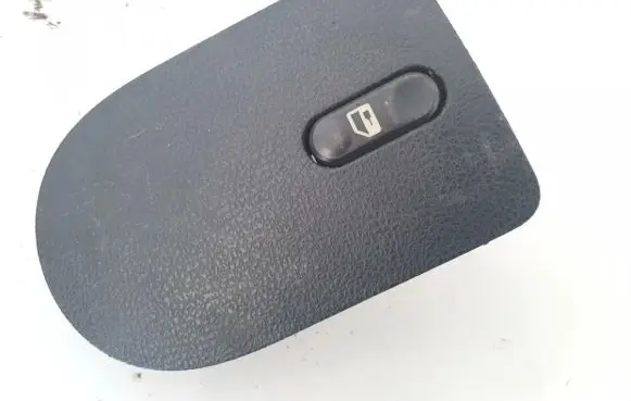 Nissan Qashqai Electric window control switch 96912jd00A p13750a77100