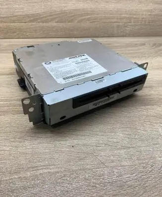Navigation unit CD/DVD player