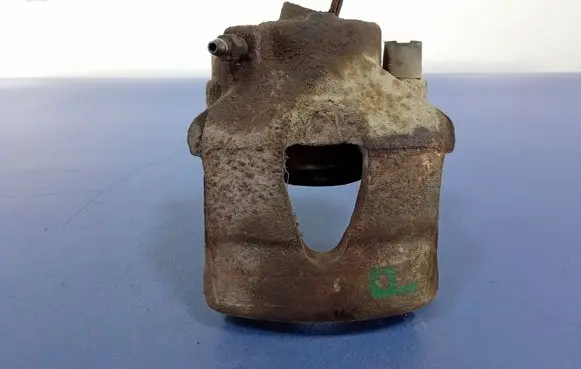 Skoda Octavia Mk1 (1U) Front brake caliper