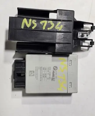 BMW 5 G30 G31 G38 Steering rack control module 6894830