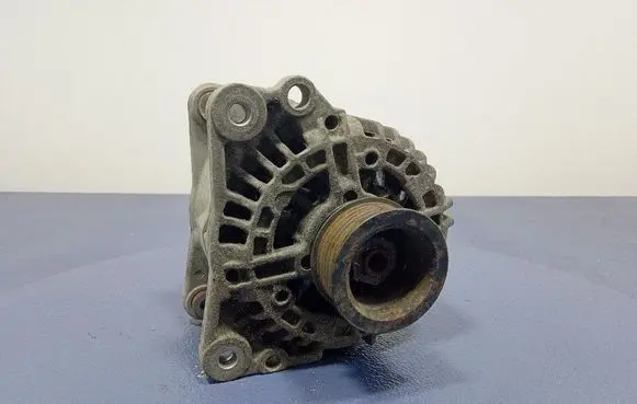 Skoda Octavia Mk2 (1Z) Generator/alternator 06A903026