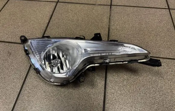 Hyundai i40 Front fog light 922023Z010