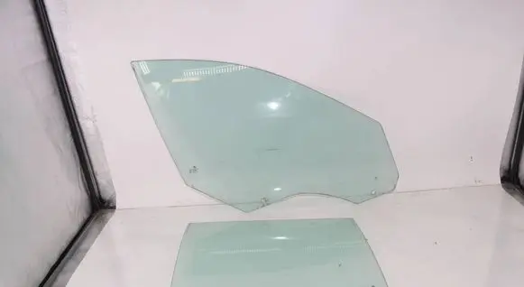 BMW 5 F10 F11 Front door window glass four-door 7182110 7182120 51337182110