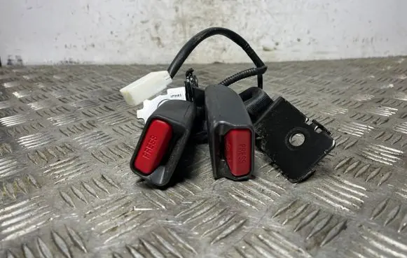Hyundai Kona I Middle seatbelt buckle (rear) 1147163 1P8401