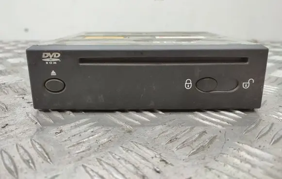 Land Rover Discovery 3 - LR3 CD/DVD changer 8H4210E887AB 4621008882