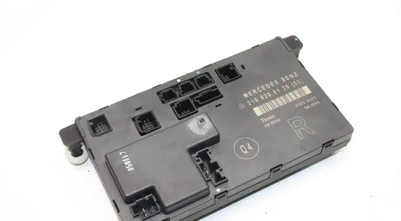 Mercedes-Benz CLS C219 Other devices 2198200126