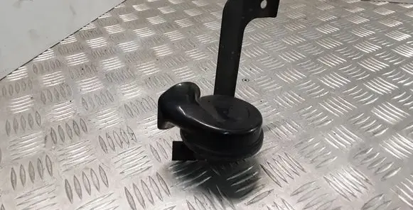 Volkswagen Touareg I Horn signal 6N0951221