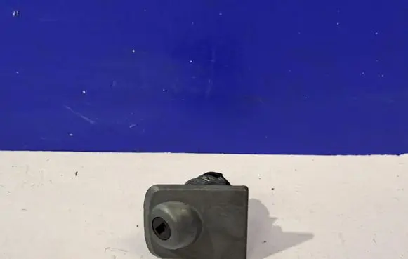 Polestar 2 Front door lock (next to the handle) 31322886 32372514