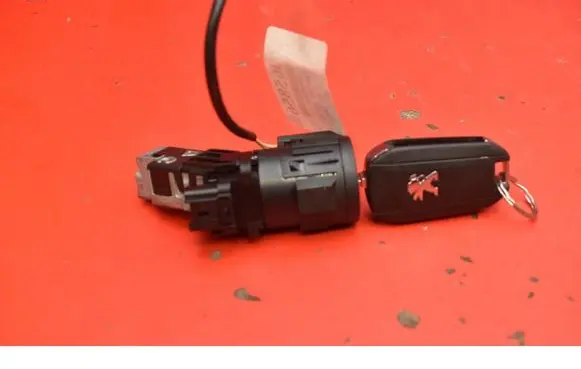 Peugeot 208 I Ignition lock 9663123380