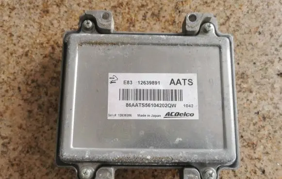Opel Insignia A Engine control unit/module 12639891