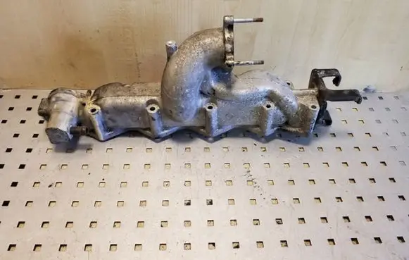 Hyundai Santa Fe Intake manifold