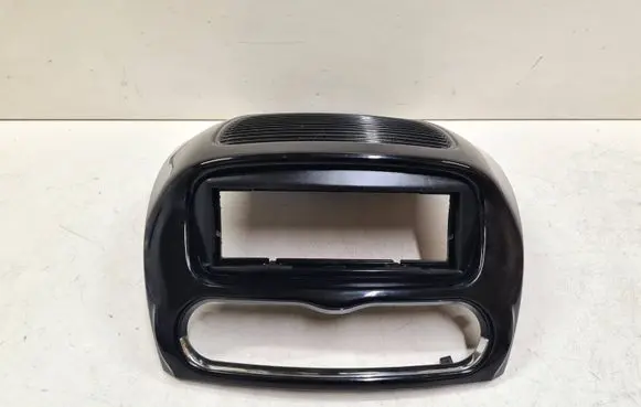 Peugeot iOn Radio/GPS head unit trim 8002B115ZZ 3F45E
