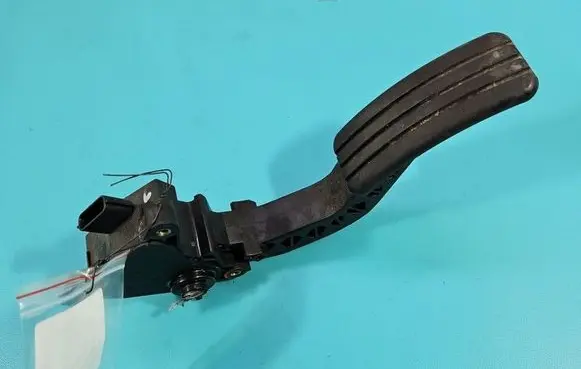 Renault Scenic III - Grand scenic III Accelerator throttle pedal 180020024R IMPRK1582624