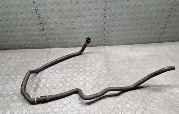 BMW 5 E39 Engine coolant pipe/hose 8378369
