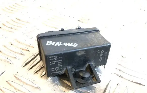 Citroen Berlingo Fuel injection pump control unit/module 240107