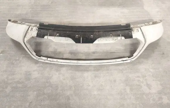 Jeep Grand Cherokee Front bumper lip 5XV45TRMAA B5551