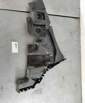 Volvo XC60 Bumper support mounting bracket corner 31425225