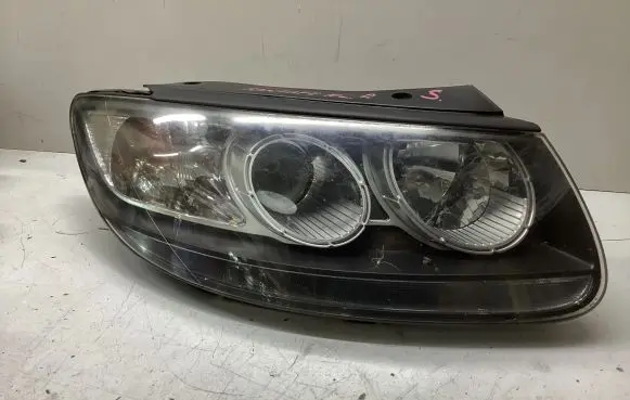 Hyundai Santa Fe Headlight/headlamp