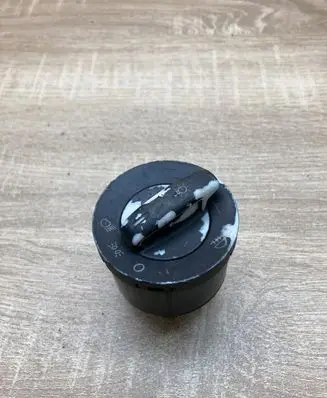 Volkswagen Touran I Light switch 1T09413431B