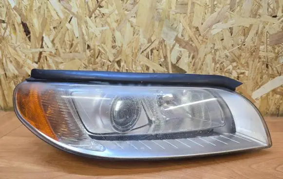 Volvo XC70 Headlight/headlamp 31214350 6334200001