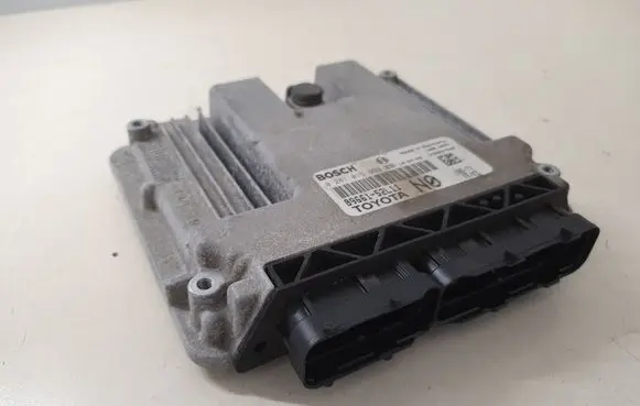 Toyota Urban Cruiser (XP110) Engine control unit/module 8966152L11 8966052N01