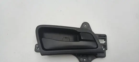 Hyundai i30 Front door interior handle 82623FD000
