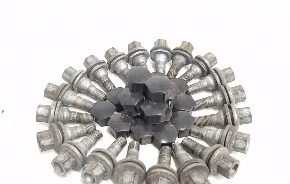 Peugeot 308 Nuts/bolts 