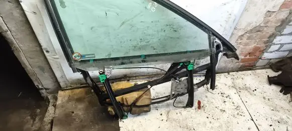 Audi A4 S4 B5 8D Front window lifting mechanism without motor 