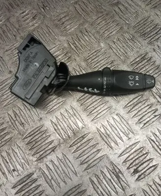 Ford Fiesta Wiper control stalk 17A553DD