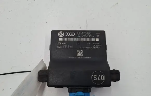 Volkswagen PASSAT B6 Gateway control module 3C0907951A 3C0907530C
