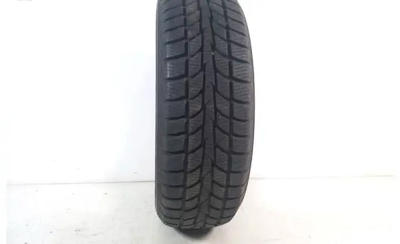 Toyota Yaris R14 winter tire 