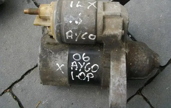 Peugeot 107 Starter motor 281000G012C TS10E1 148800477R