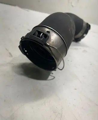 BMW 7 F01 F02 F03 F04 Intercooler hose/pipe