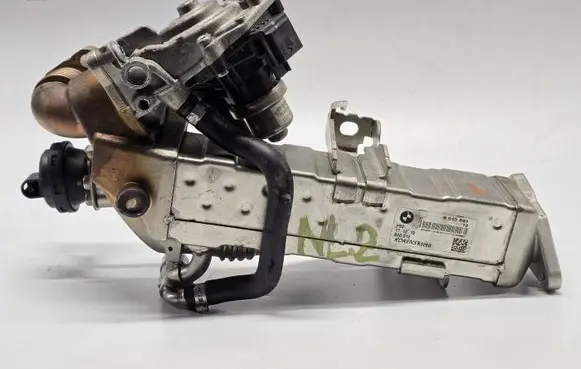 BMW 5 F10 F11 EGR valve cooler 8513691 8513132
