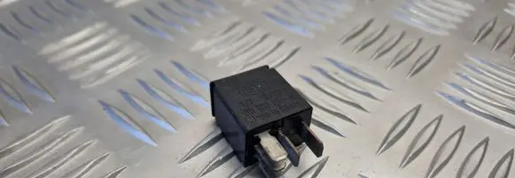 Volvo XC90 Other relay 4RD00781400