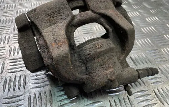 Ford Mondeo MK IV Front brake caliper
