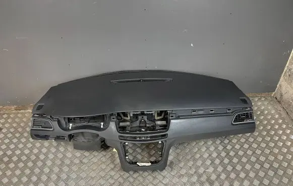 Peugeot 508 Dashboard 9688550677