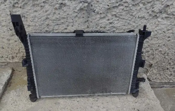 Ford Focus Coolant radiator