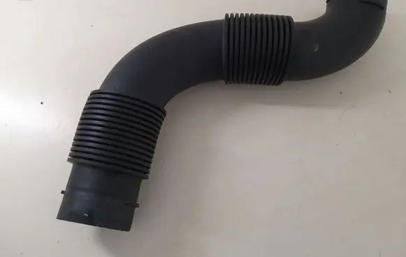 Mini Cooper Countryman R60 Air intake duct part 9804245