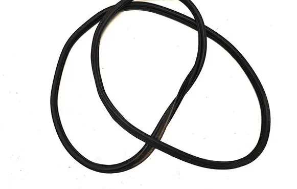 Renault Espace V (RFC) Trunk rubber seal (body) 