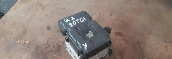 Audi Q7 4L ABS Pump 4L0614517L