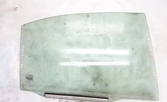 Toyota Avensis T220 Rear door window glass
