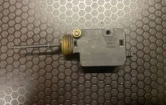 Central locking motor