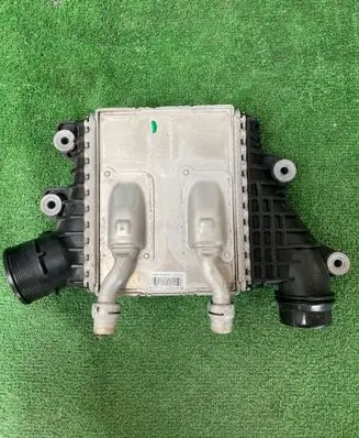 Jaguar E-Pace Intercooler radiator GJ329L440AD