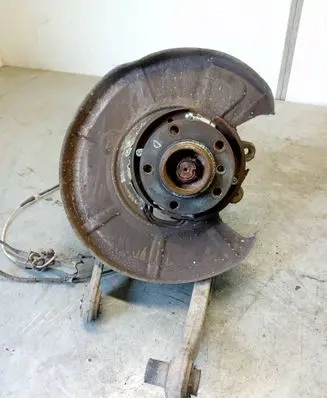BMW 7 E65 E66 Rear wheel hub spindle/knuckle