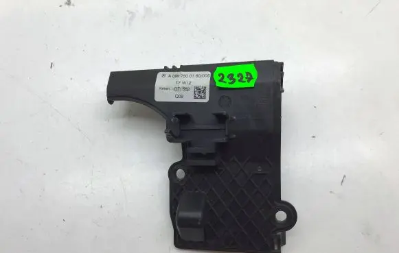 Mercedes-Benz C W205 Fan control module A0997500160