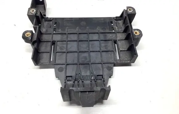 Land Rover Freelander 2 - LR2 Engine control unit holder 6G9N12A692A